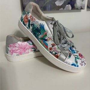 Johnny Was Dreamer Sneaker Size 6.5 Floral Patterned Women's Sneakers